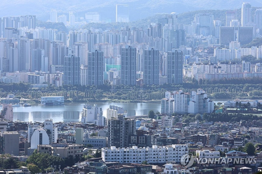 서울 아파트 및 주택단지들 [연합뉴스 자료사진]