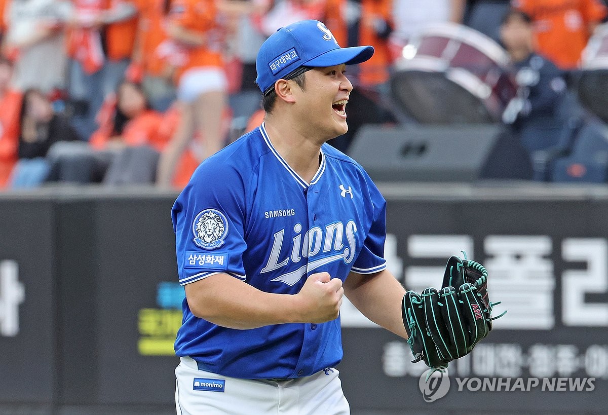 <b>최원태</b>, <b>7이닝 1실점</b> 또 호투…삼성, 한화 꺾고 PO 1승 1패