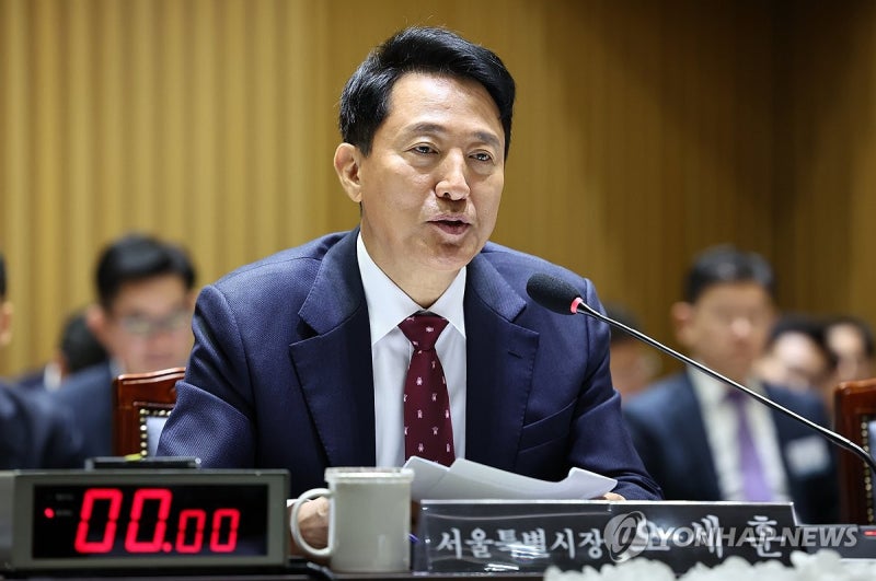 서울시 국감서 與 '<b>한강버스</b>' 맹공…<b>오세훈</b> "<b>문제</b> 없다"