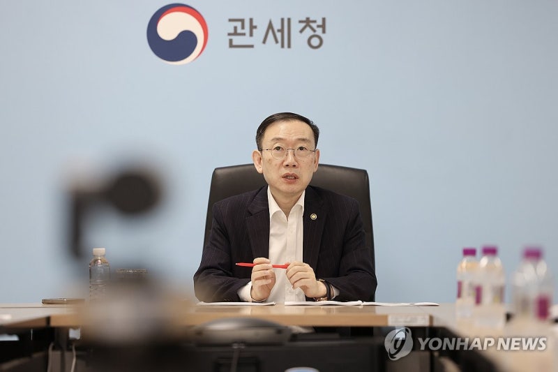 관세청장 "李대통령, '<b>마약수사 외압 의혹</b>' 진실 밝히라는 취지"