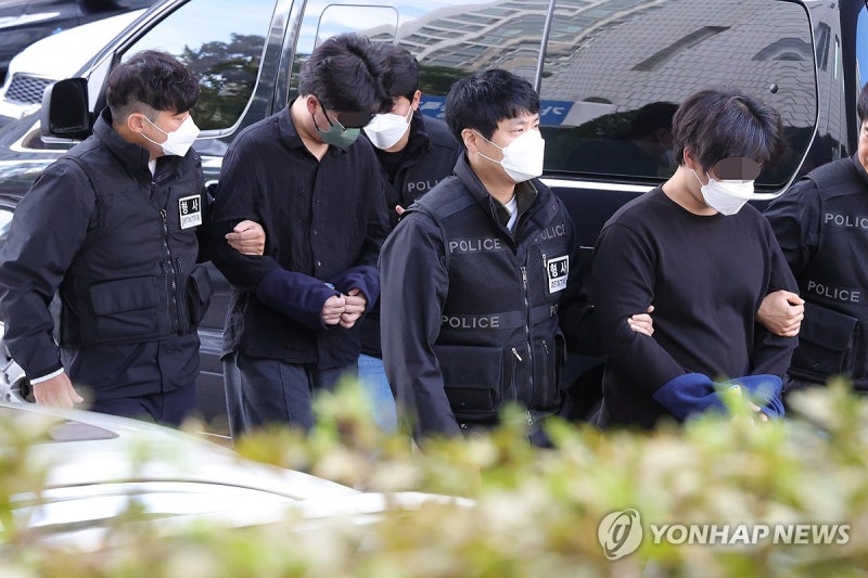 '<b>캄보디아</b> <b>송환</b>' 나머지 피의자 10명 구속…"도망 염려"(종합)