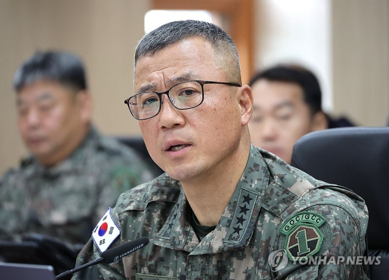 <b>지작사령관</b> "일부의 내란 가담 사과…<b>정치적 중립</b> 준수"