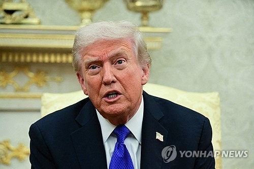 <b>트럼프</b> "푸틴과 회동, 적절치 않다고 느껴져 취소"