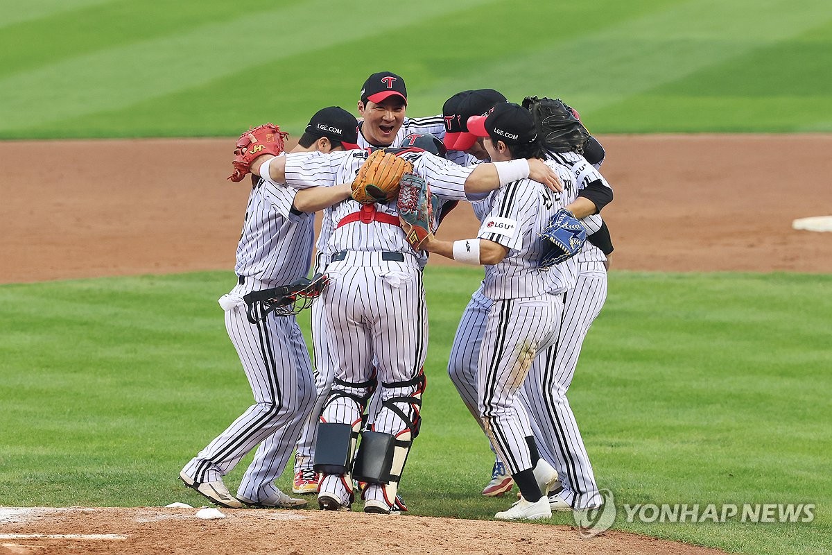 <b>한국시리즈</b> 1차전 <b>승리</b> 따낸 <b>LG</b>