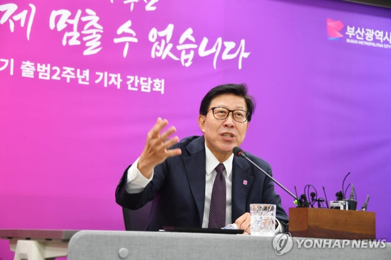 박형준 "국토부 지체없이 <b>가덕도신공항 재입찰</b> 공고 내야"