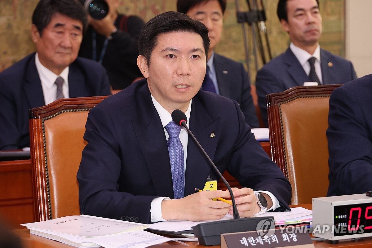 <b>유승민</b> 체육회장 "불법 <b>리베이트</b> 혐의 사실로 확인되면 <b>사퇴</b>"