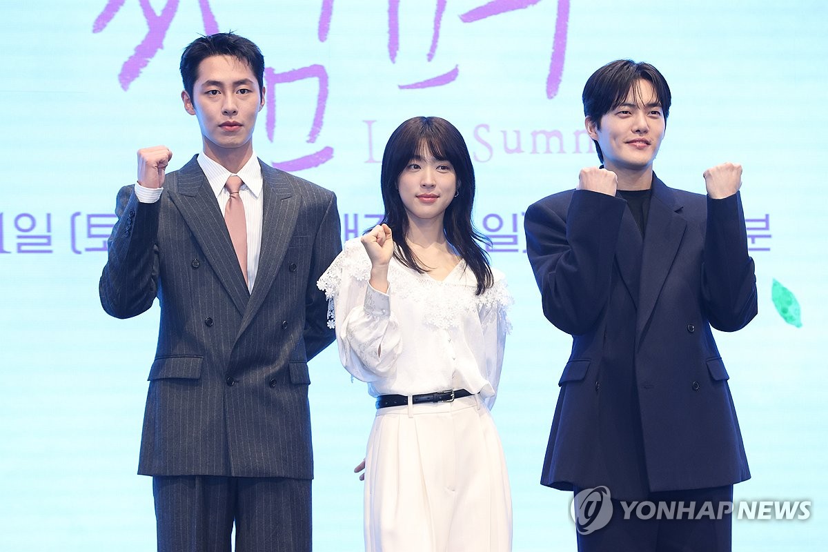 이재욱 "'<b>마지막 썸머</b>'는 따뜻한 <b>드라마</b>…첫 1인2역 부담됐죠"