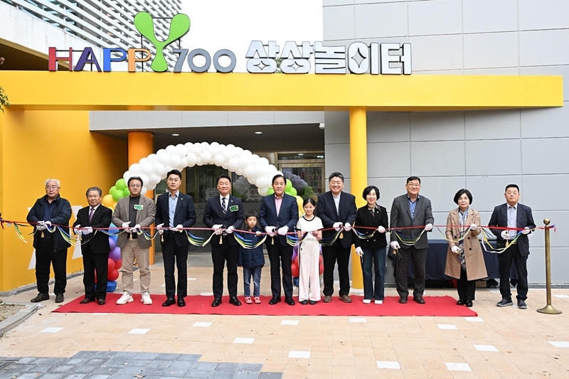 â, 'HAPPY700 '  
[â .Ǹ  DB ]