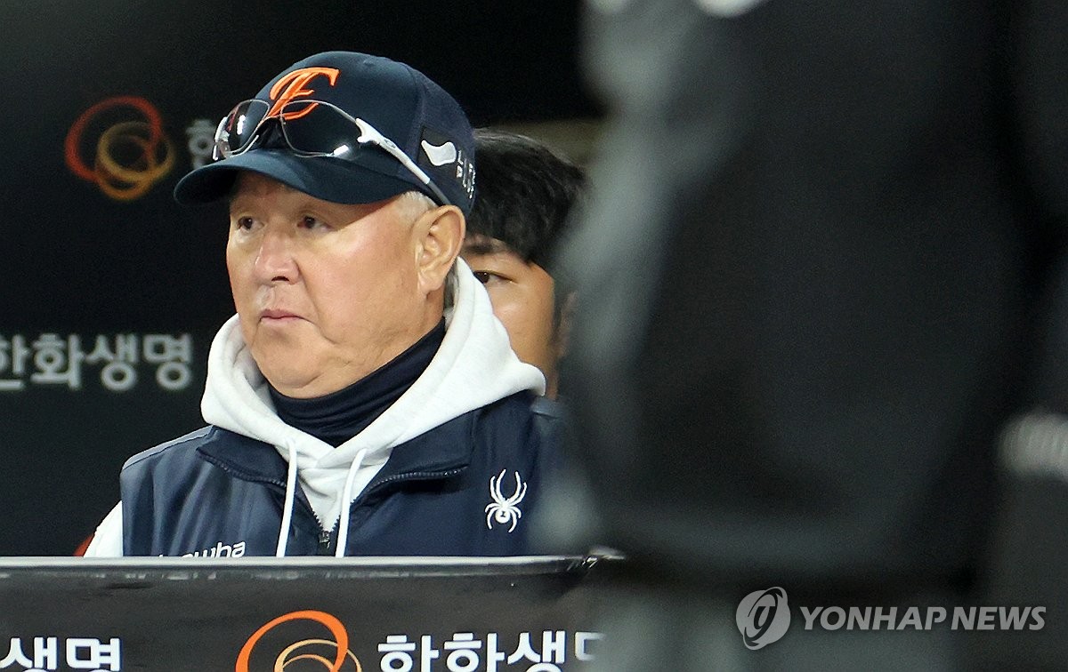 <b>김경문</b> <b>한화</b> 감독 "항상 2등은 많이 아쉽다…내년 시즌 잘 준비"