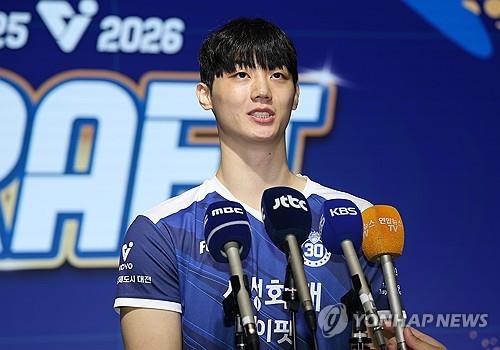 김상우 <b>삼성화재</b> 감독 "이우진, 오늘 경기에 투입 가능"