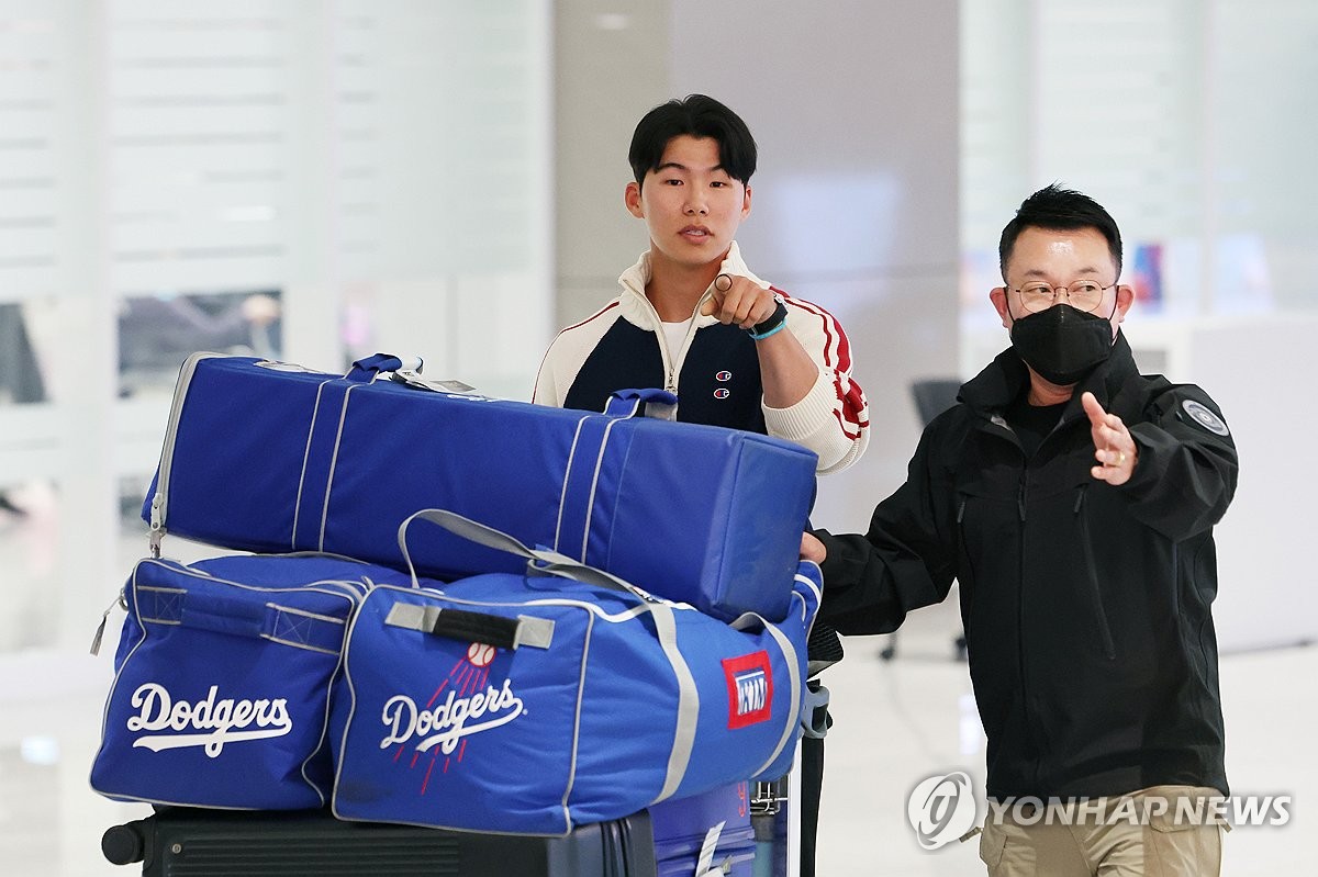 '<b>월드시리즈</b> 우승' 다저스 <b>김혜성</b> 귀국