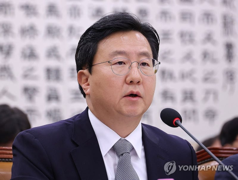 '<b>대장동 항소 포기</b>' 거센 <b>후폭풍</b>…정진우 중앙지검장 전격 사의(종합)