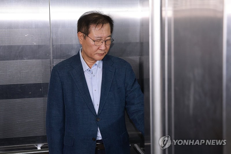 특검, '尹 <b>계엄 가담</b>' 박성재 구속영장 재청구…"범죄사실 추가"(종합)