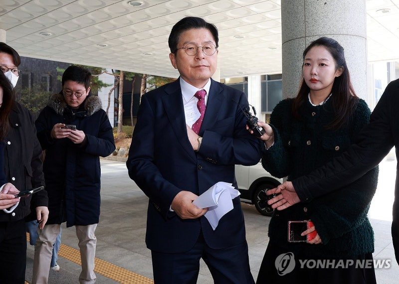 [2보] <b>내란</b>특검, <b>황교안</b> 전 총리 <b>구속</b>영장 청구…<b>내란선동</b> 혐의