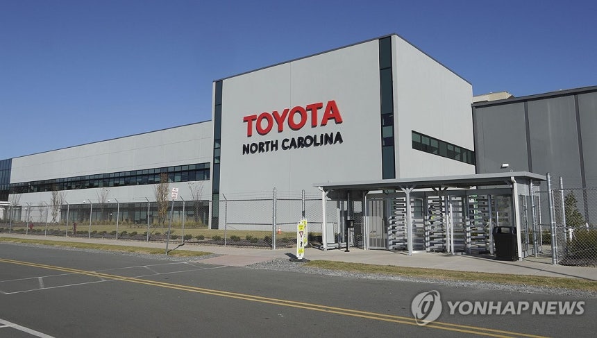 トヨタが建てた米国バッテリー工場（リバティ（米国）教徒＝連合ニュース）トヨタ自動車が１２日（現地時間）、米国ノースカロライナ州リバティ市バッテリー工場を開場して本格稼働を始めた。写真は工場前景。 2025.11.13 pho