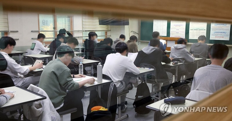 [<b>수능</b>] 시험장 앞 응원전부터 <b>기도</b>까지…'<b>수능</b> 대박' 기원