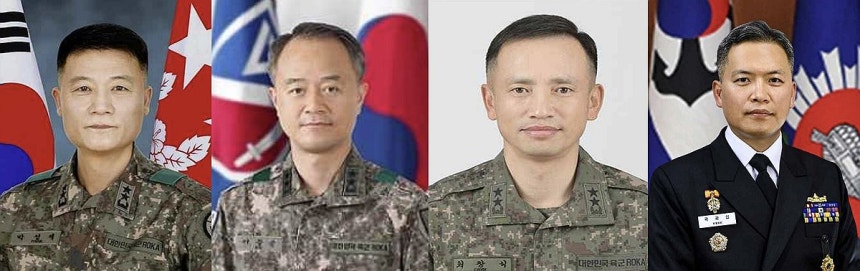 군, 역대급 물갈이 인사…중장 진급자 20명
(서울=연합뉴스) 국방부가 13일 중장 진급 및 보직 인사를 발표했다. 
    사진은 이번 인사 때 새로 보직된 진급자들. 왼쪽부터 