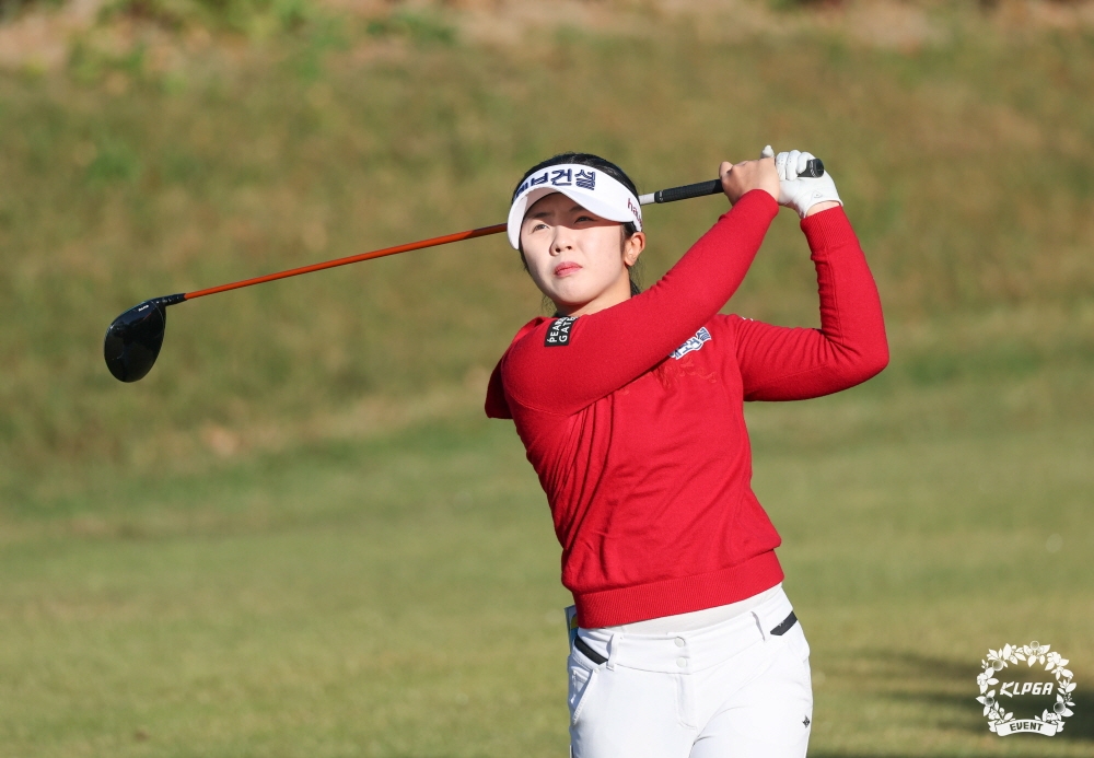 국가대표 출신 <b>양효진</b>, <b>KLPGA</b> 정규<b>투어</b> 시드순위전 1위