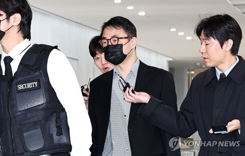 [속보] 특검, '양평 특혜' 의혹 <b>김건희 오빠 김진우 구속영장</b> 청구