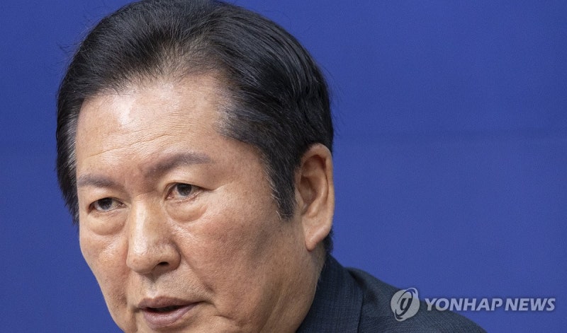 <b>정청래</b> "<b>공천 혁명</b>"…全당원투표 논란에 '당원 주권' 강조