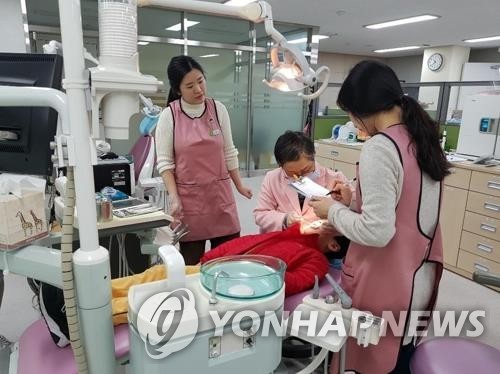 ġġ  ڷ
[ . Ǹ  DB ]