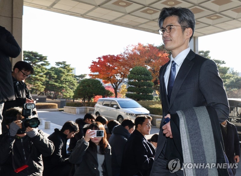 항소포기 <b>박철우 중앙지검장</b> 첫출근…"반발이해·조직안정 최선"