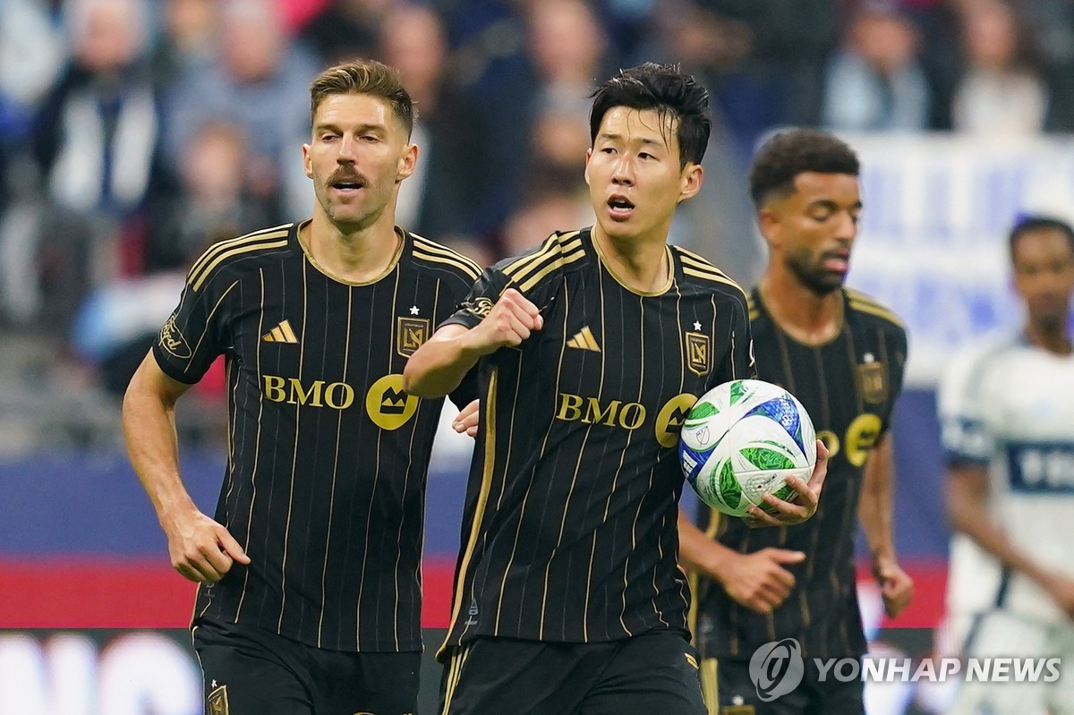 '<b>멀티골</b>' <b>손흥민</b>, <b>승부차기</b>는 실축…LAFC, MLS 서부 준결승 탈락(종합2보...