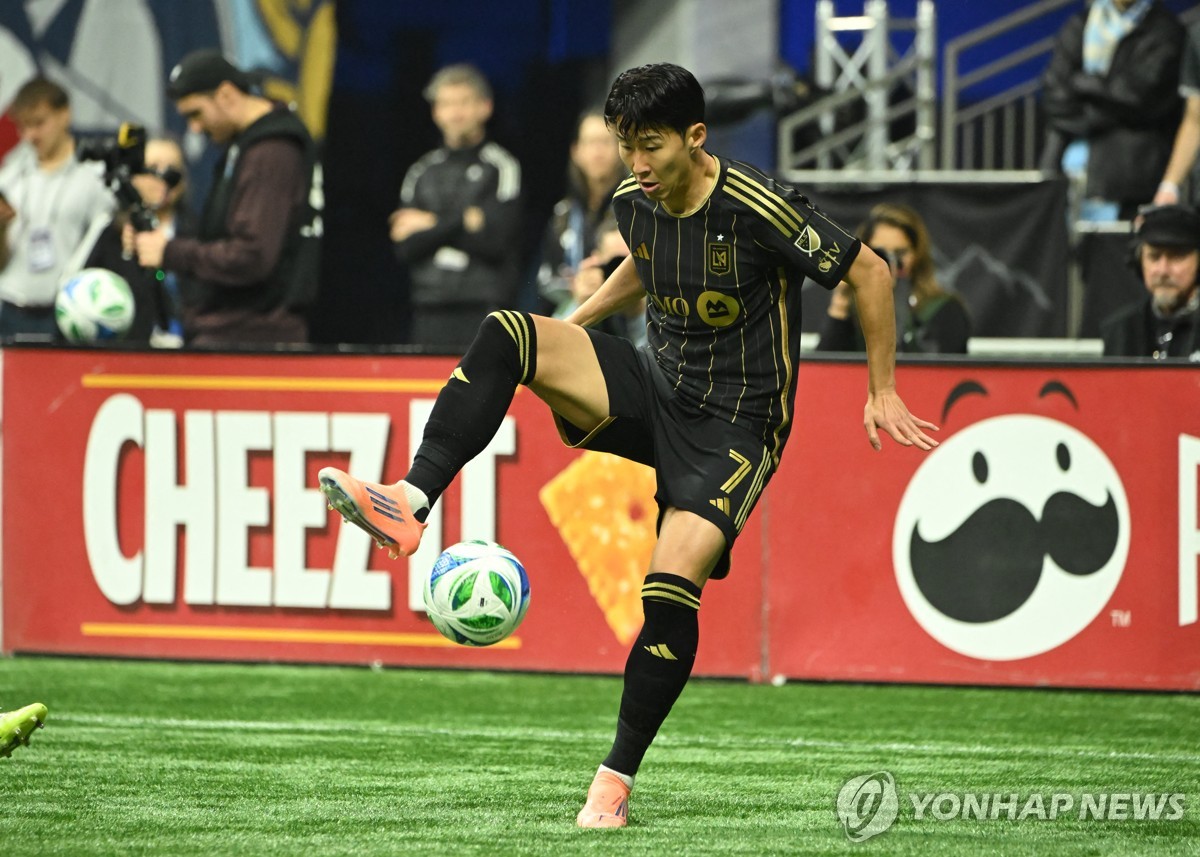<b>손흥민</b>, MLS PO 서부 준결승서 추격·<b>동점골</b> 폭발…시즌 11·12호(종합)