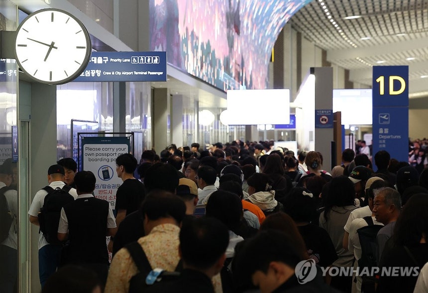 인천공항 출국장 ※ 위 사진은 기사 내용과 직접적인 관련이 없습니다. [연합뉴스 자료사진]