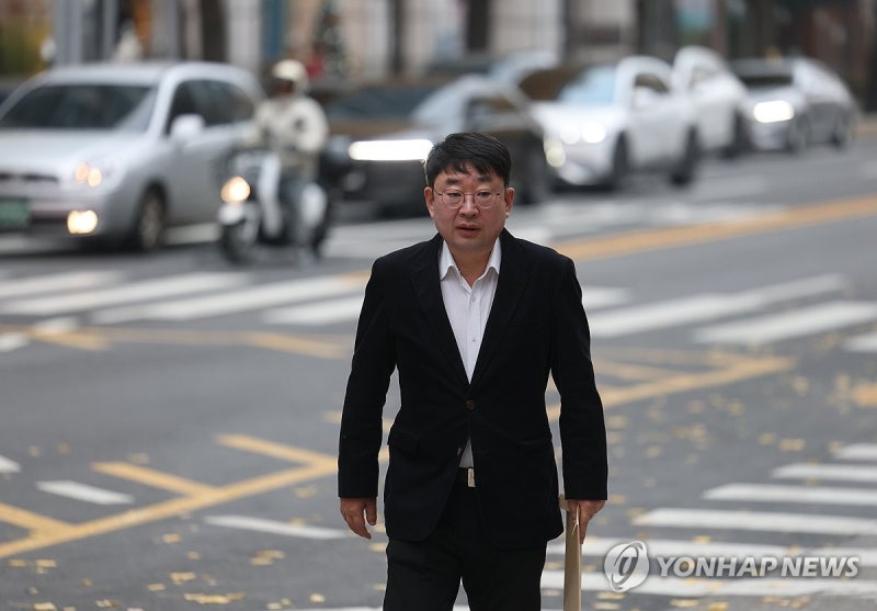 '<b>서부지법 사태</b> 배후 의혹' 유튜버 재소환…전광훈은 기자회견