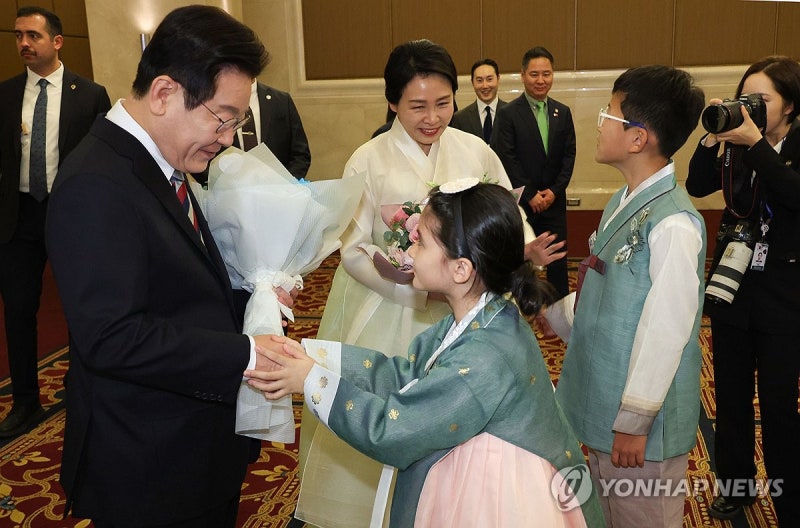 <b>이재명 대통령</b>, <b>튀르키예</b> 동포·지상사 간담회 참석