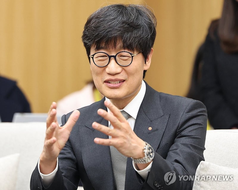 <b>네이버</b>, <b>두나무</b> 인수…20조원 규모 '핀테크 공룡' 탄생(종합)