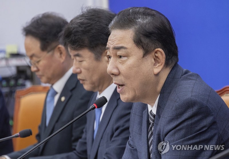 김병기 "<b>홈플러스</b>, 유암코 채무조정·유통경영社 <b>인수</b>방안 <b>추진</b>"