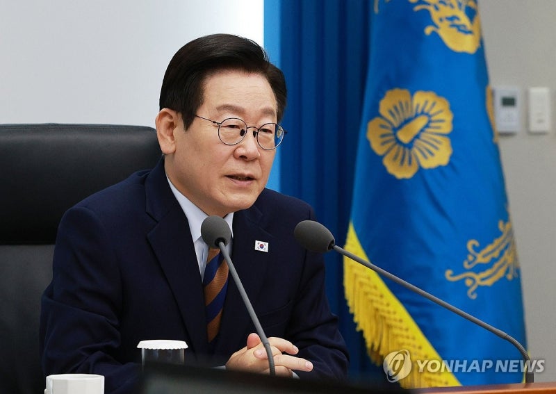 李대통령 명의 <b>허위</b> 담화 온라인 <b>유포</b>…대통령실 "심각한 범죄"
