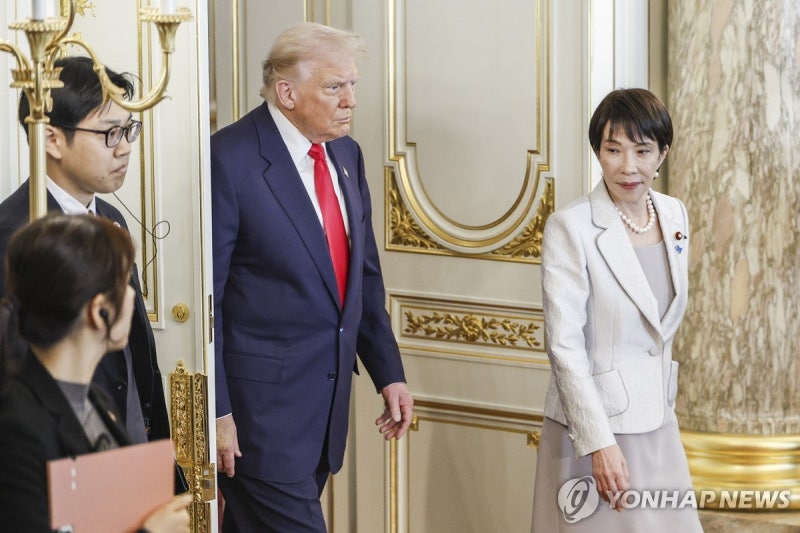 日, <b>트럼프</b> '<b>중일갈등</b>' <b>관여</b>에 위기감…"미일문제로 번질 수도"