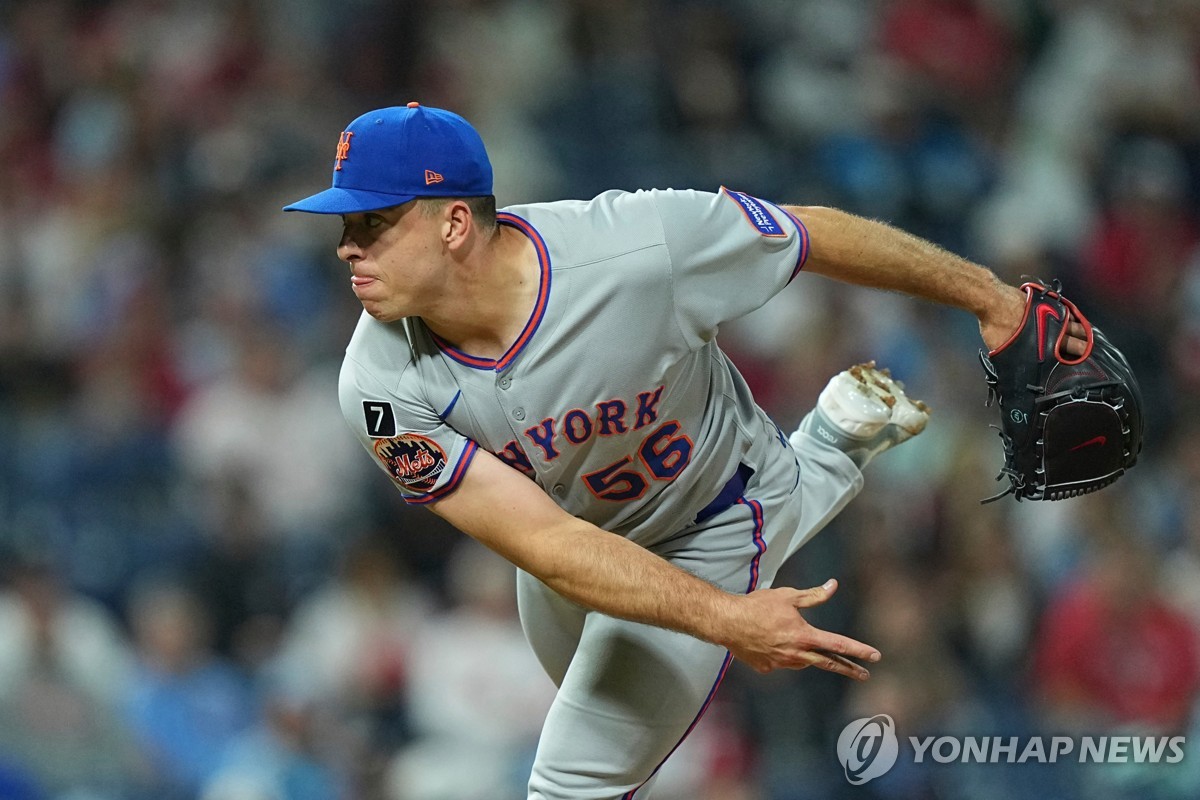 2024년 세이브 1위 <b>헬슬리</b>, MLB <b>볼티모어</b>와 2년 <b>계약</b>