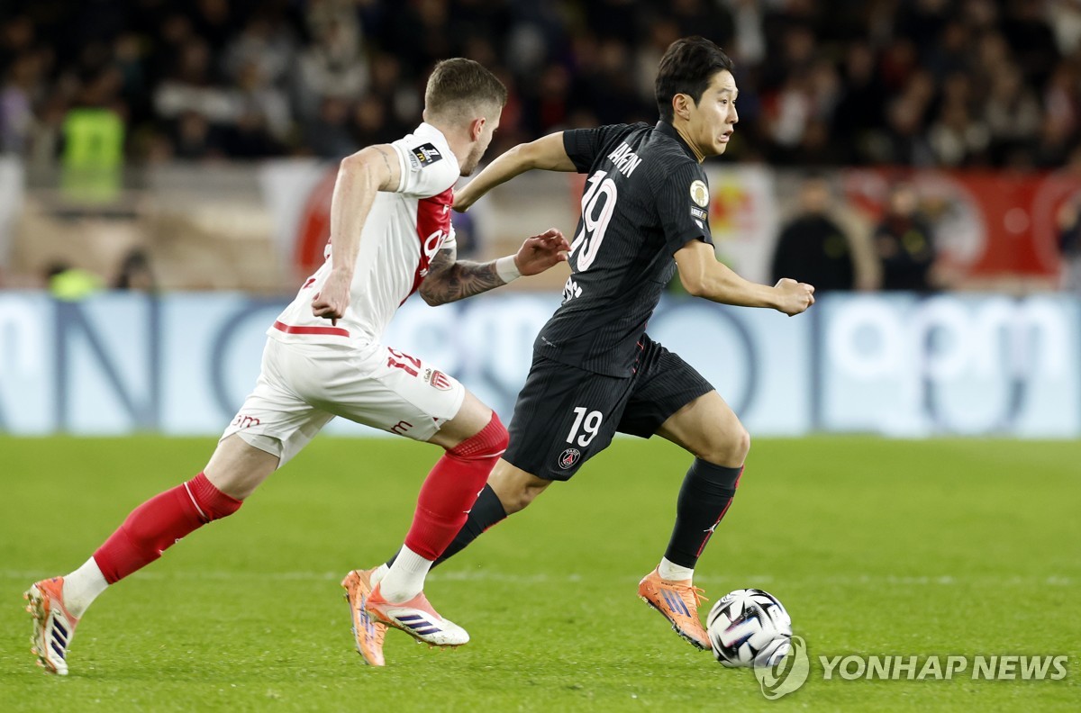 '<b>이강인</b> 선발' <b>PSG</b>, '<b>미나미노</b> 결승골' 모나코에 0-1 <b>패배</b>