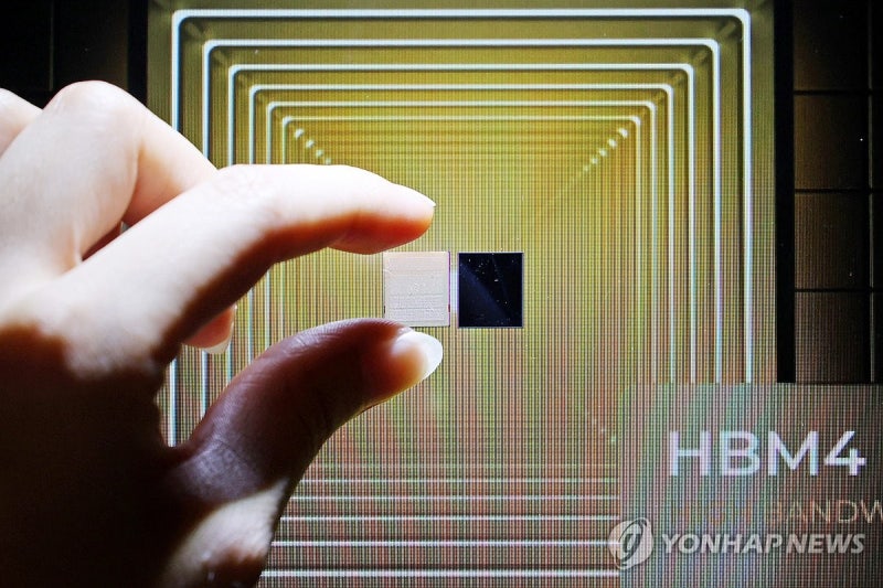 <b>구글 TPU</b>가 바꾼 판도…삼성·SK, 마이크론 뺀 'HBM 양강' 구축(종합)