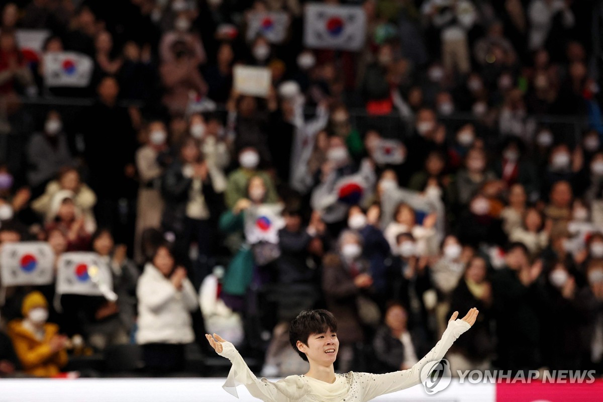 <b>주니어</b> 세계선수권 이어 JGP도 석권한 <b>서민규</b>…김연아 이후 처음
