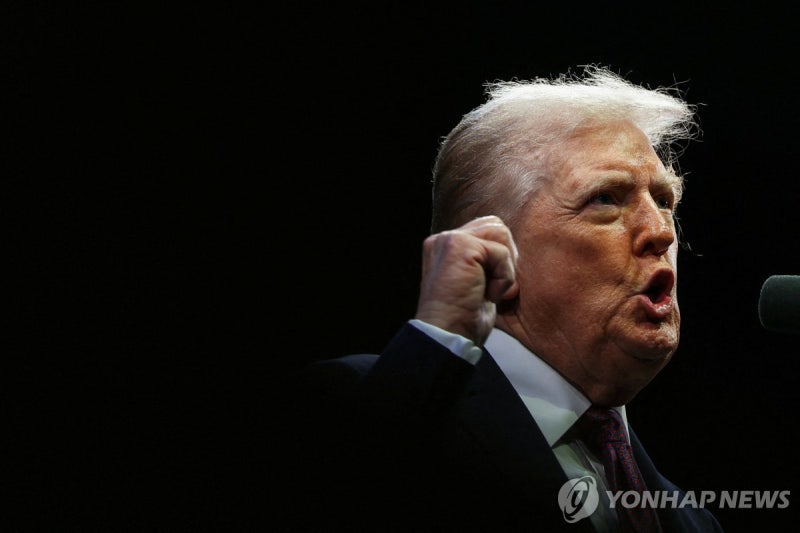 '美우선주의' 국가<b>안보전략</b> 발표…"한일 국방비 증액 촉구"