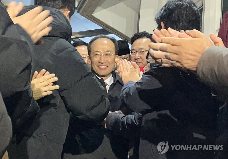 내란특검 "<b>추경호 주말</b> 중 <b>기소</b>…영장 청구단계서 혐의 소명"