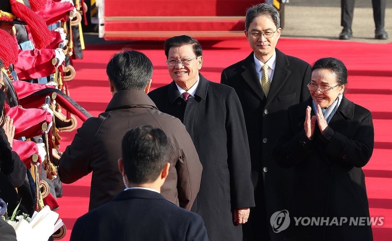 <b>통룬 시술릿 라오스 국가주석</b> 내외 <b>방한</b>