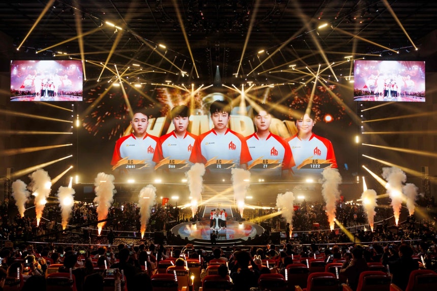 CFS 2025 챔피언 '올 게이머스' [스마일게이트 제공.재판매 및 DB 금지]