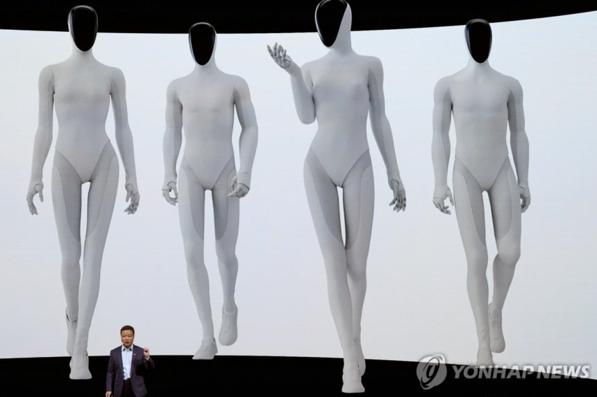 마네킹을 닮은 중국 휴머노이드 로봇 [AP 연합뉴스 자료사진.재판매 및 DB금지]