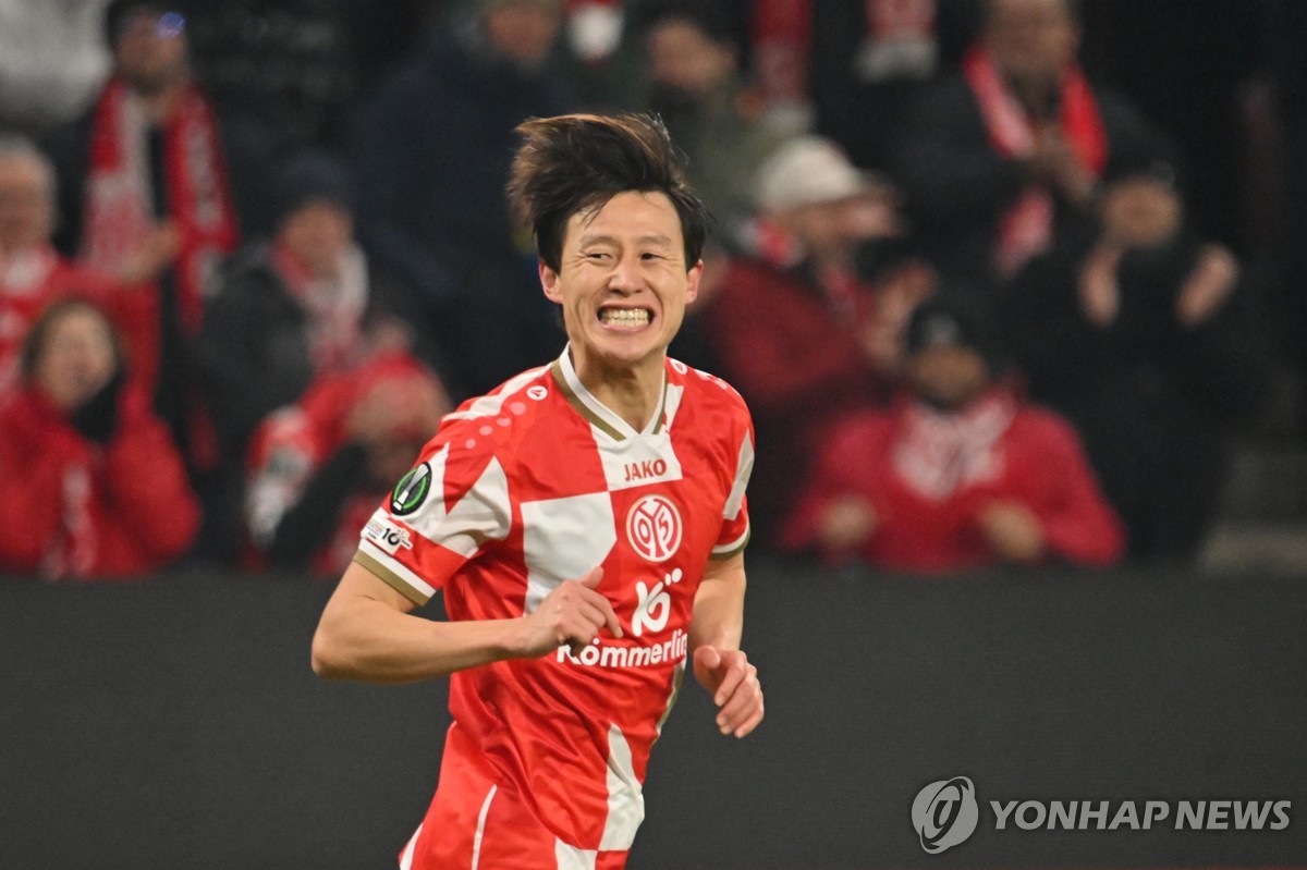 '<b>이재성 도움</b>+PK <b>유도</b>' 마인츠, 삼순스포르 꺾고 UECL 16강 진출