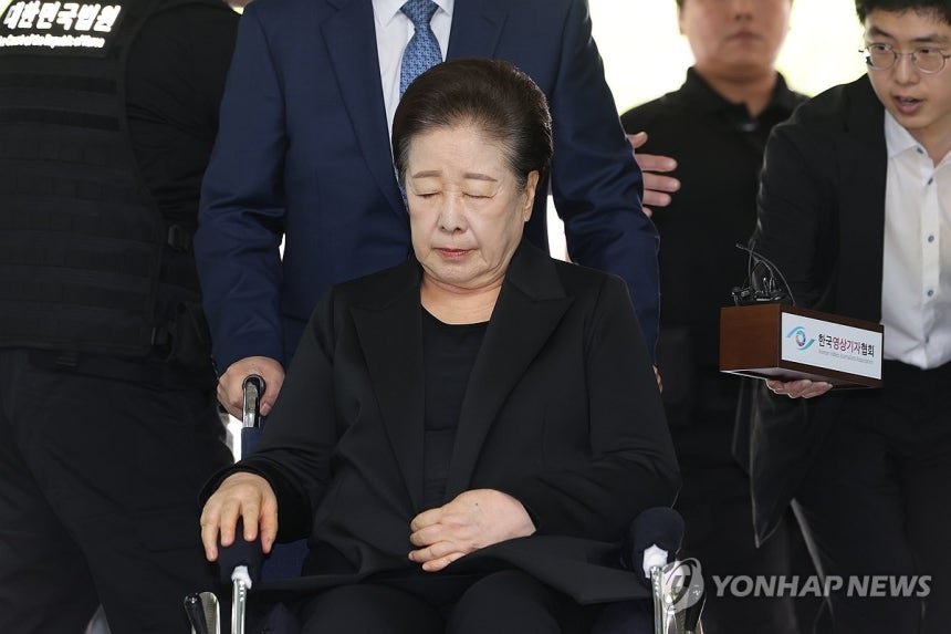 '정교유착 혐의' 한학자 통일교 총재,<a href=