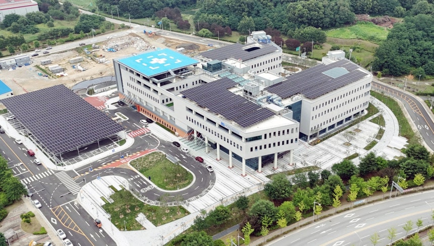 (음성=연합뉴스) 서울대학교병원 운영 국립소방병원은 24일 현판식을 열고 시범진료를 개시했다.사진은 국립소방병원 전경.2025.12.24.[서울대병원 제공.재판매 및 DB 금지]