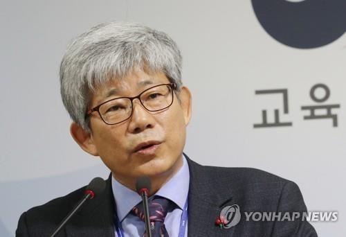 김성근 충북민주진보교육감 단일후보 [연합뉴스 자료사진]