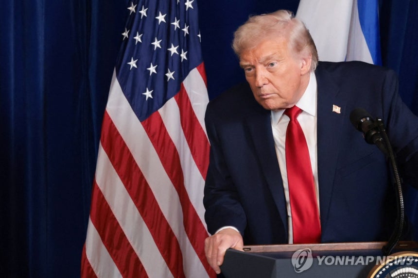 네타냐후 이스라엘 총리와 기자회견하는 트럼프 미국 대통령 [로이터=연합뉴스.재판매 및 DB 금지]