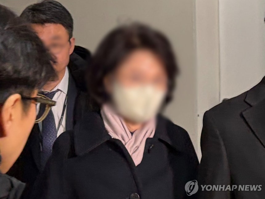 경찰 조사 마친 정원주 씨 [연합뉴스 자료사진]